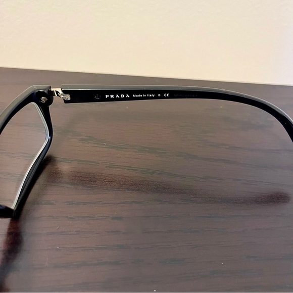 Prada eyeglasses with case - Picture 3 of 5